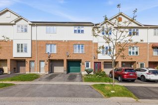 Townhouse for Sale, 1557 Hummingbird Ct, Pickering, ON