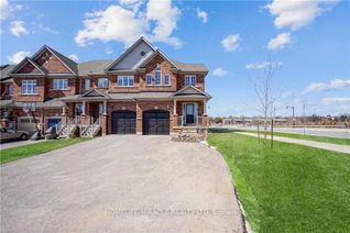 Freehold Townhouse for Sale, 15 Mcphail Pl, Hamilton, ON