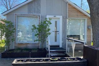 Detached Bungalow for Sale, 17 Rosemary Ave, Richmond Hill, ON Detached Bungalow for Sale, 17 Rosemary Ave, Richmond Hill, ON