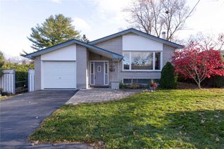 Detached Bungalow for Sale, 2062 Hixon St, Oakville, ON Detached Bungalow for Sale, 2062 Hixon St, Oakville, ON