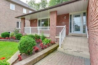 Detached Backsplit 3 for Rent, 213 Douglas Rd, Richmond Hill, ON Detached Backsplit 3 for Rent, 213 Douglas Rd, Richmond Hill, ON
