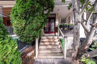 Attached/Row House/Townhouse 3-Storey for Sale, 91 Montrose Ave, Toronto, ON