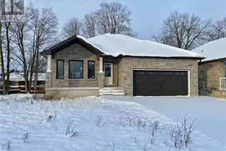 Detached House for Sale, 222 16th Avenue Crescent, Hanover, ON