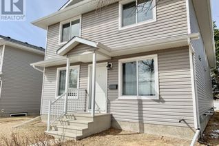 Townhouse for Sale, E, 5220 41 Street, Camrose, AB
