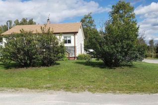 Bungalow for Sale, 1 Swallow Dr, Manitouwadge, ON