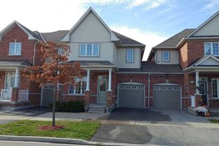 Attached/Row House/Townhouse 2-Storey for Rent, 52 Barnwood Dr, Richmond Hill, ON