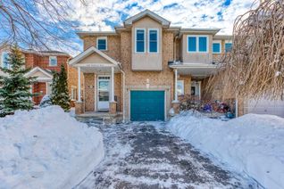 Attached/Row House/Townhouse 2-Storey for Sale, 2378 Dalebrook Dr, Oakville, ON
