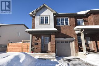 Attached/Row House/Townhouse for Rent, 408 Haresfield Court, Ottawa, ON