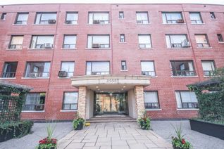 Co-Ownership Apartment for Rent, 2550 Bathurst St #6, Toronto, ON