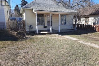 House for Sale, 230 6th Avenue Ne, Swift Current, SK