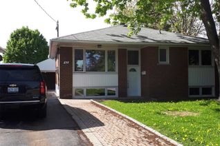Detached Bungalow for Rent, 42 Gentry Cres, Richmond Hill, ON