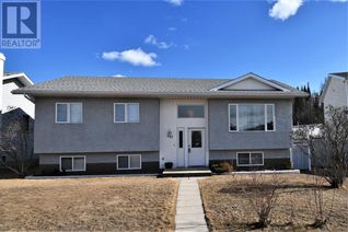 Property for Sale, 442 Boutin Avenue, Hinton, AB