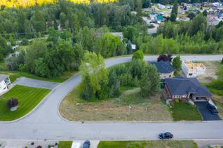 Vacant Residential Land for Sale, 939 7th Street, Montrose, BC