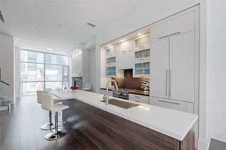 Townhouse for Sale, 101 Erskine Ave #Th5, Toronto, ON