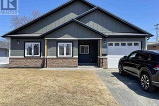 Bungalow for Sale, 266 Mississauga Ave, Elliot Lake, ON