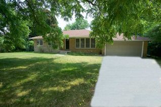 Bungalow for Rent, 11 Uplands (Basement) Ave #Bsmt, Vaughan, ON Bungalow for Rent, 11 Uplands (Basement) Ave #Bsmt, Vaughan, ON