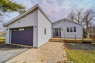 Bungalow for Sale, 15 River Dr, East Gwillimbury, ON