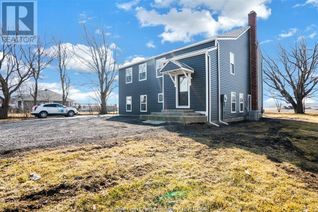 Raised Ranch-Style House for Sale, 1502 Mersea Road D, Leamington, ON