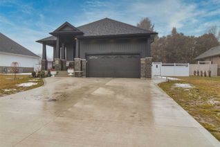 Bungalow for Sale, 41 Sleepy Meadow Dr, Chatham-Kent, ON
