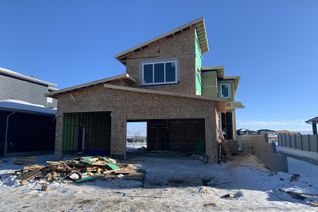 Detached House for Sale, 531 Meadowview Dr, Fort Saskatchewan, AB