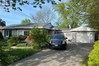 Bungalow for Rent, 2494 Lloyd George Boulevard, Windsor, ON
