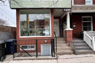 Freehold Townhouse for Rent, 1255 Dundas St #Lower, Toronto, ON