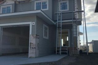 Property for Sale, 42 Iron Gate Boulevard, Sylvan Lake, AB Property for Sale, 42 Iron Gate Boulevard, Sylvan Lake, AB