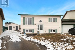 Property for Sale, 126 Cruickshank Bay, Fort McMurray, AB