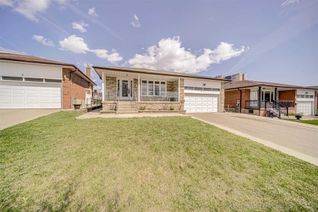 Detached House for Sale, 7 Mayberry Rd, Toronto, ON