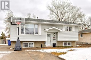 Property for Sale, 158 Magee Cres, Regina, SK