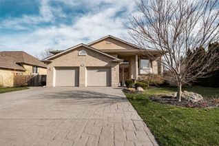 Backsplit for Sale, 3197 Matthews Dr, Niagara Falls, ON Backsplit for Sale, 3197 Matthews Dr, Niagara Falls, ON
