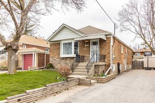Bungalow for Rent, 31 Rensburg Dr #Upper, Toronto, ON