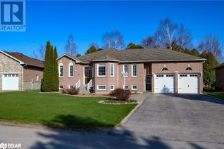 Bungalow for Sale, 62 Fairway Crescent, Wasaga Beach, ON