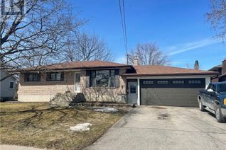 Bungalow for Sale, 36 George Street W, Lindsay, ON
