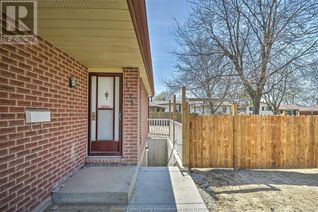 Raised Ranch-Style House for Rent, 1525 Hallmark #BASEMENT, Windsor, ON Raised Ranch-Style House for Rent, 1525 Hallmark #BASEMENT, Windsor, ON
