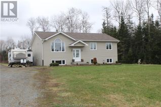 Bungalow for Sale, 2061 Nepewassi Lake Road, Markstay, ON