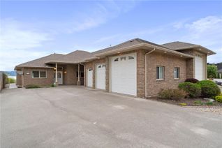 Property for Sale, 881 Harbourfront Drive, Ne, Salmon Arm, BC Property for Sale, 881 Harbourfront Drive, Ne, Salmon Arm, BC