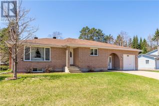 Bungalow for Sale, 6 Martin Street, Chalk River, ON