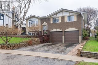 Bungalow for Sale, 16 Southwood Court, Kitchener, ON