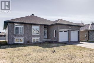 Bungalow for Sale, 4256 Heritage Drive, Hanmer, ON