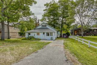 Cottage for Sale, 35 Old Mosley St, Wasaga Beach, ON