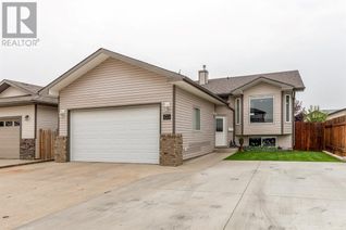 Property for Sale, 133 Somerset Way Se, Medicine Hat, AB Property for Sale, 133 Somerset Way Se, Medicine Hat, AB