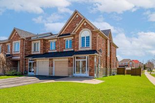 Townhouse for Sale, 1 Silver Stream Ave, Richmond Hill, ON