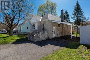 Bungalow for Sale, 3 Wright Crescent, Brockville, ON