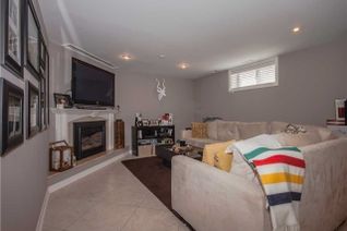 Bungalow for Rent, 9 Poplar Dr, Richmond Hill, ON