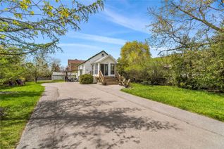 Bungalow for Sale, 244 Essex Ave, Richmond Hill, ON