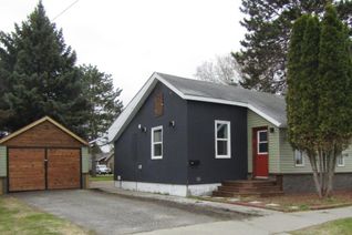 Bungalow for Sale, 419 Fourth Street West, Fort Frances, ON