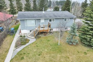 Property for Sale, 706 1 Street Ne, Sundre, AB Property for Sale, 706 1 Street Ne, Sundre, AB
