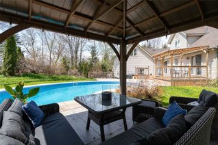 Bungalow for Sale, 2000 15th Side Rd, Milton, ON