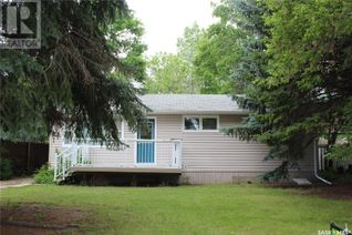 Bungalow for Sale, 723 3rd Street E, Shaunavon, SK